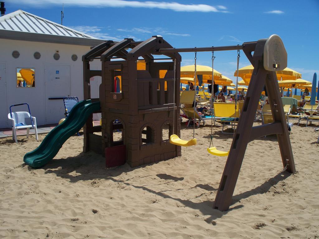 Hotel Portofino Lido di Jesolo Exterior foto