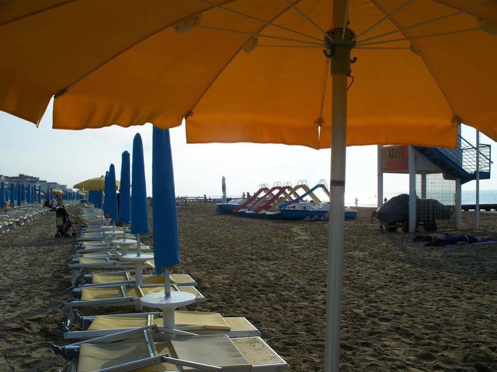 Hotel Portofino Lido di Jesolo Exterior foto